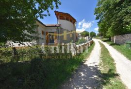 Villa s bazenom u srcu Istre, Žminj, House