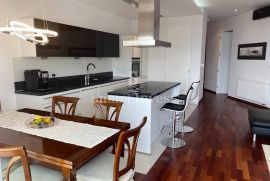 OPATIJA, vrhunski uređen stan za najam od 114,40 m2 3s+db, Opatija, Apartamento