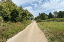 Prostrano građevinsko zemljište u blizini Labina, Labin, Terrain