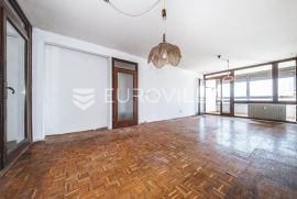 Zagreb, Središće, odličan trosoban stan NKP 76,90 m2 za renovaciju, Zagreb, Διαμέρισμα