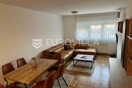 Zagreb, Rudeš, novouređen dvosoban stan, NKP 57.24 m2, Zagreb, Daire