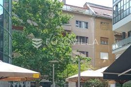 Zagreb, Iblerov trg, lokal u centru grada, 20 m2, Zagreb, Propriedade comercial