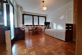 Zagreb, Savica, jednosoban stan NKP 40m2 s loggiom, Zagreb, شقة