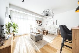 Zagreb, Kustošija, trosoban penthouse s terasom, ostavom i parkirmim mjestom NKP 76 m2, Zagreb, Apartamento