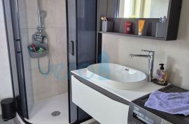 Otok Krk,Malinska,okolica,dvosoban stan u prizemlju,jakuzzi,okućnica,prodaja, Malinska-Dubašnica, Apartamento