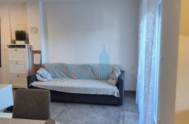 Otok Krk,Malinska,okolica,dvosoban stan u prizemlju,jakuzzi,okućnica,prodaja, Malinska-Dubašnica, Apartamento