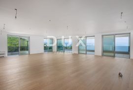 OPATIJA, CENTAR - penthouse u novogradnji s krovnim bazenom iznad centra Opatije, idilično okruženje, Opatija, Flat