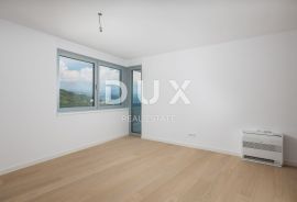 OPATIJA, CENTAR - penthouse u novogradnji s krovnim bazenom iznad centra Opatije, idilično okruženje, Opatija, Flat