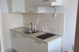 Donja Vežica, odličan stan za investiciju, 37 m2!, Rijeka, Appartment