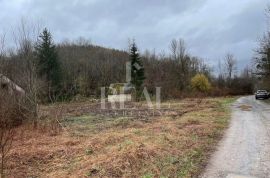 Prodaja građevinskog zemljišta s ucrtanim objektom 2198 m2, Lovinac, Land