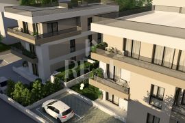 Kaštel Stari 2S+DB 53,81m2 + vrt 82,80m2, Kaštela, Kвартира