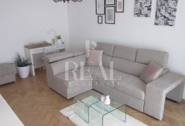 Najam stana s garažom u Opatiji 2S+DB  68 m2, Opatija, Appartment