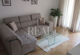 Najam stana s garažom u Opatiji 2S+DB  68 m2, Opatija, Appartment