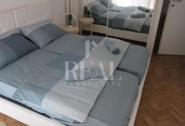 Najam stana s garažom u Opatiji 2S+DB  68 m2, Opatija, Wohnung