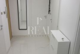 Najam stana s garažom u Opatiji 2S+DB  68 m2, Opatija, Appartment