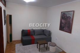 Novi Sad, Centar, Skerlićeva, 1.5, 40m2, Novi Sad - grad, Apartamento