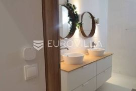 Zagreb, Sesvete, Sesvetski Kraljevec prekrasan četverosobni stan NKP 105 m2, Zagreb, Apartamento