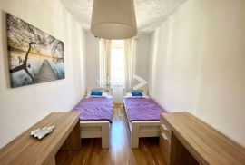 Centar, uredan 1-soban stan s pogledom na Korzo, Rijeka, Appartment