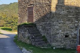 Kuća Prodaje se samostojeća kamena kuća, Cerovlje, Cerovlje, Maison