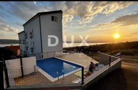 CRIKVENICA - 4 apartmana s bazenom i panoramskim pogledom, Crikvenica, Ev