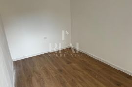 Matulji, stan u novogradnji, prizemlje, 74 m2, 2S+DB, Matulji, Apartamento