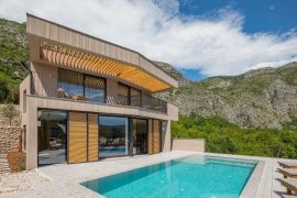 Vila iz snova u zavodljivom gradu Dubrovniku, Dubrovnik, Дом