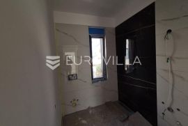 Istra, Poreč, trosoban stan s krovnom terasom, Poreč, Appartment