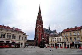 Osijek, građevinsko zemljište 820 m2 u centru grada, jedinstvena lokacija, Osijek, Zemljište