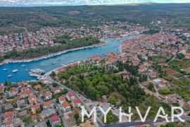 Građevinsko zemljište u Starom Gradu, Stari Grad, Land