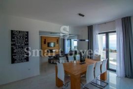 MARTINKOVAC, stan za najam 3S+DB s panoramskim pogledom na more, Rijeka, Appartement