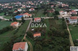 Građevinsko zemljište 850 m2 – Poljica *Mirna lokacija* (ID-2486/D), Nin, أرض