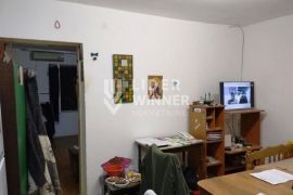 2.0 stan odlična lokacija, Gradska bolnica ID#129889, Zvezdara, Apartamento