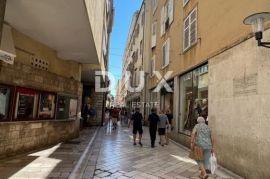 ZADAR, POLUOTOK - Prekrasan stan sa 3 stambene jedinice u centru, Zadar, Appartment