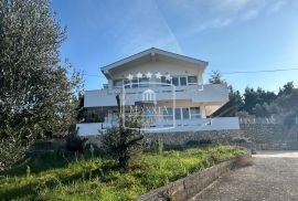 Ugljan - villa 5 apartmana na 2157m2 terenu! Pogled more!!, Preko, بيت