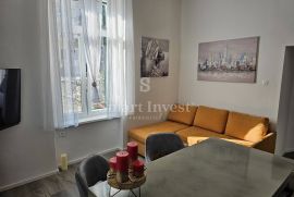 OPATIJA - CENTAR, stan 45 m2 s parkingom za dugoročni najam, Opatija, Appartement