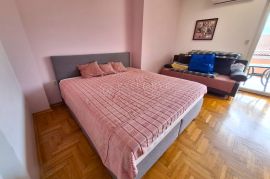 CRIKVENICA - GARSONIJERA 2. RED OD PLAŽE!, Crikvenica, Appartment