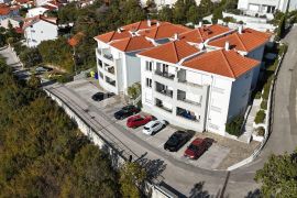 Crikvenica, moderan stan sa bazenom, Crikvenica, Wohnung