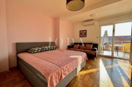 Crikvenica, predivna garsonijera 70 metara od mora, Crikvenica, Flat