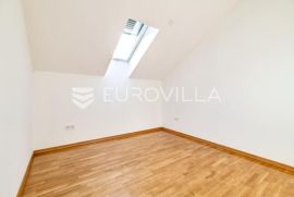 Zagreb, Lučko, prostrani novi četverosoban stan, NKP 110 m2 + GPM, Zagreb, Appartment