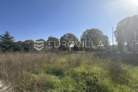 Istra, Rovinj, građevinsko zemljište 4400m2 u zoni M1, Rovinj, Land