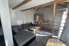 Istra, Medulin, kućica u naravi garaža, galerija 22 m2, Medulin, Apartamento