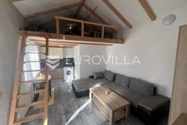 Istra, Medulin, kućica u naravi garaža, galerija 22 m2, Medulin, Apartamento