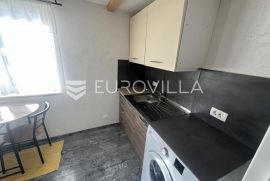 Istra, Medulin, kućica u naravi garaža, galerija 22 m2, Medulin, Apartamento