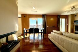 Opatija, Ičići – Trosoban stan s garažom 250 m od mora, Opatija - Okolica, Appartement