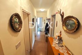 RIJEKA, KOZALA - Dvosobni stan, 63 m2, loggia, nova fasada!, Rijeka, Flat