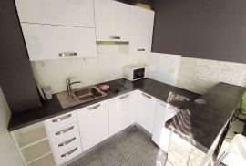 PRODAJA, STAN, 49 M2, VELI VRH, 1SS+DB, Pula, Apartamento