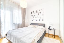 Zagreb, Folnegovićeva, VMD, prekrasan dvosoban stan NKP 52 m2, Zagreb, Stan