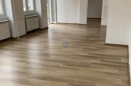 Uredski prostor - Delnice - Gorski kotar - 45 m2, Delnice, Gewerbeimmobilie