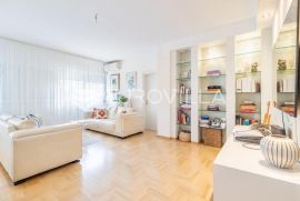 Zagreb, Trnje, Martinovka, predivan četverosoban stan  NKP 95 m2, Zagreb, Apartamento