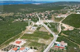 ZADAR, DEBELJAK - Građevinsko zemljište (1033m²) u mirnom naselju, Sukošan, Tierra